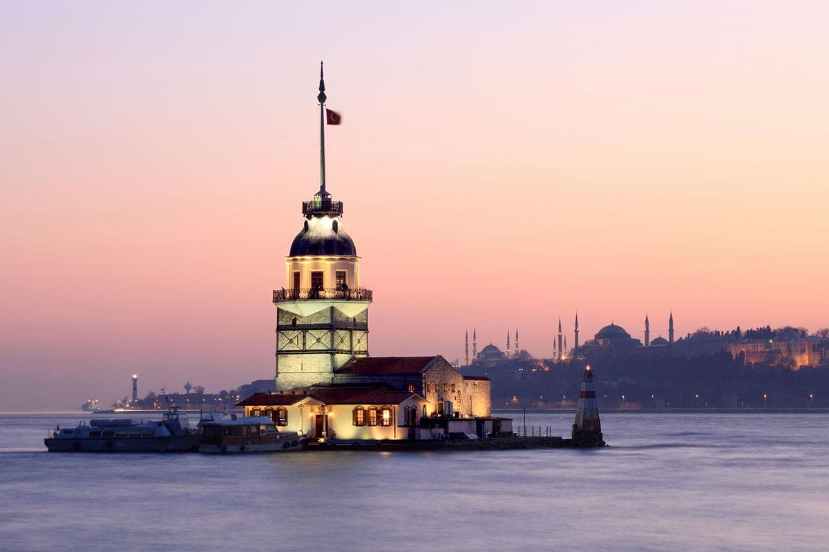 Maiden's Tower: Istanbul's Island Sentinel