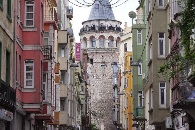 Büyükhendek caddesi galata kulesi