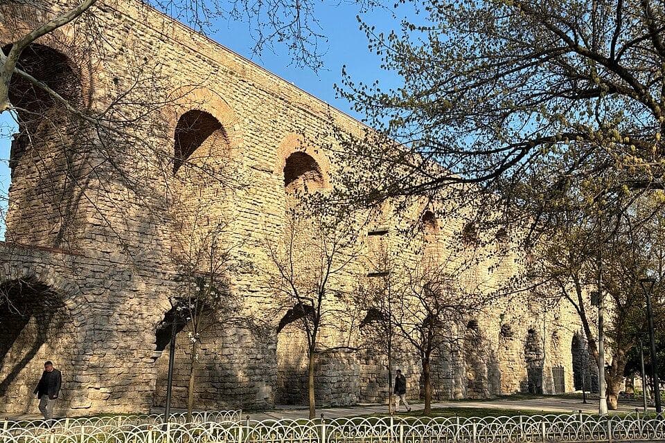 Acquedotto di Valente: L'antica linea della vita acquatica di Istanbul