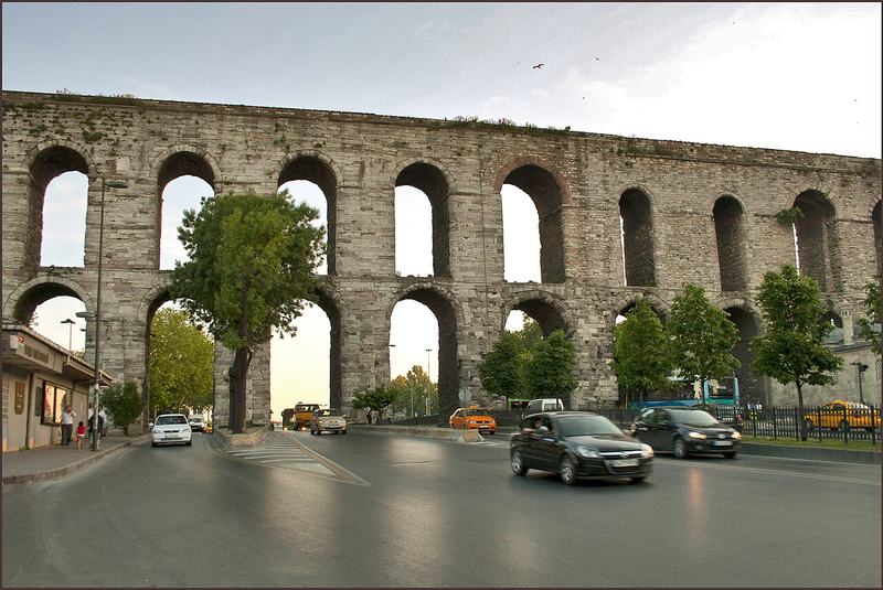 Acquedotto di Valente: L'antica linea della vita acquatica di Istanbul