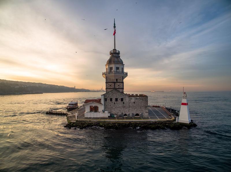 Maiden's Tower: Istanbul's Island Sentinel