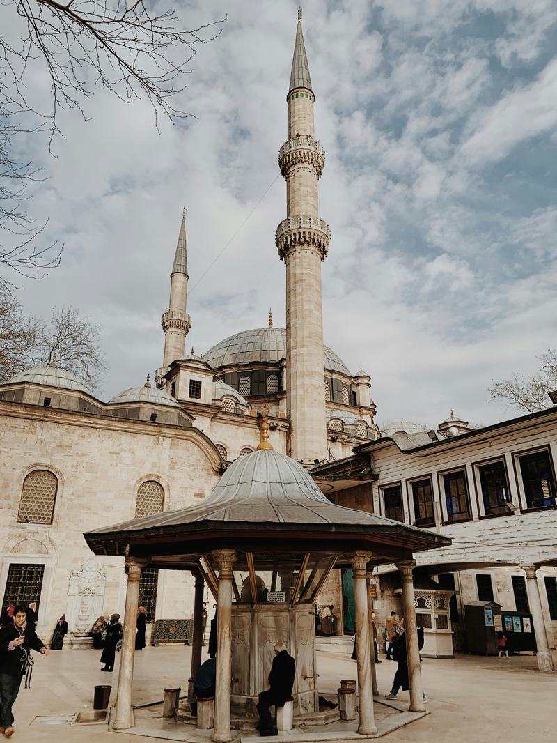 Eyüp: Istanbul's Sacred Sanctuary on the Golden Horn
