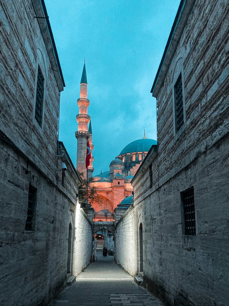 Süleymaniye: An Ottoman Legacy on the Golden Horn